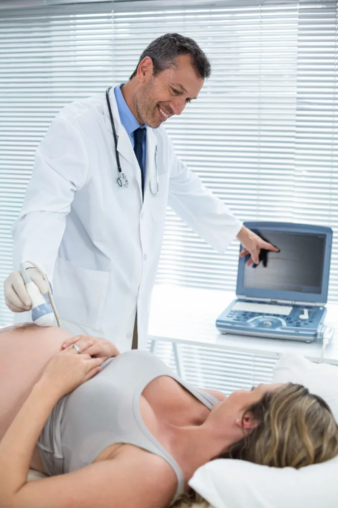 dr-jorge-peña-sanchez-ginecologo-obstetra-en-tijuana.webp